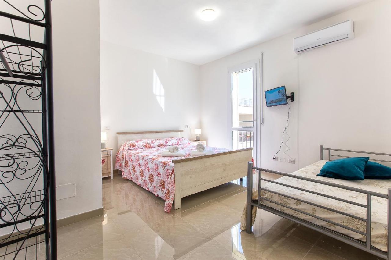 Il Giardino Fiorito Casa Vacanze อาลเกโร ภายนอก รูปภาพ