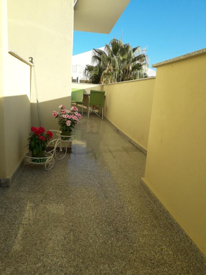 Il Giardino Fiorito Casa Vacanze อาลเกโร ภายนอก รูปภาพ
