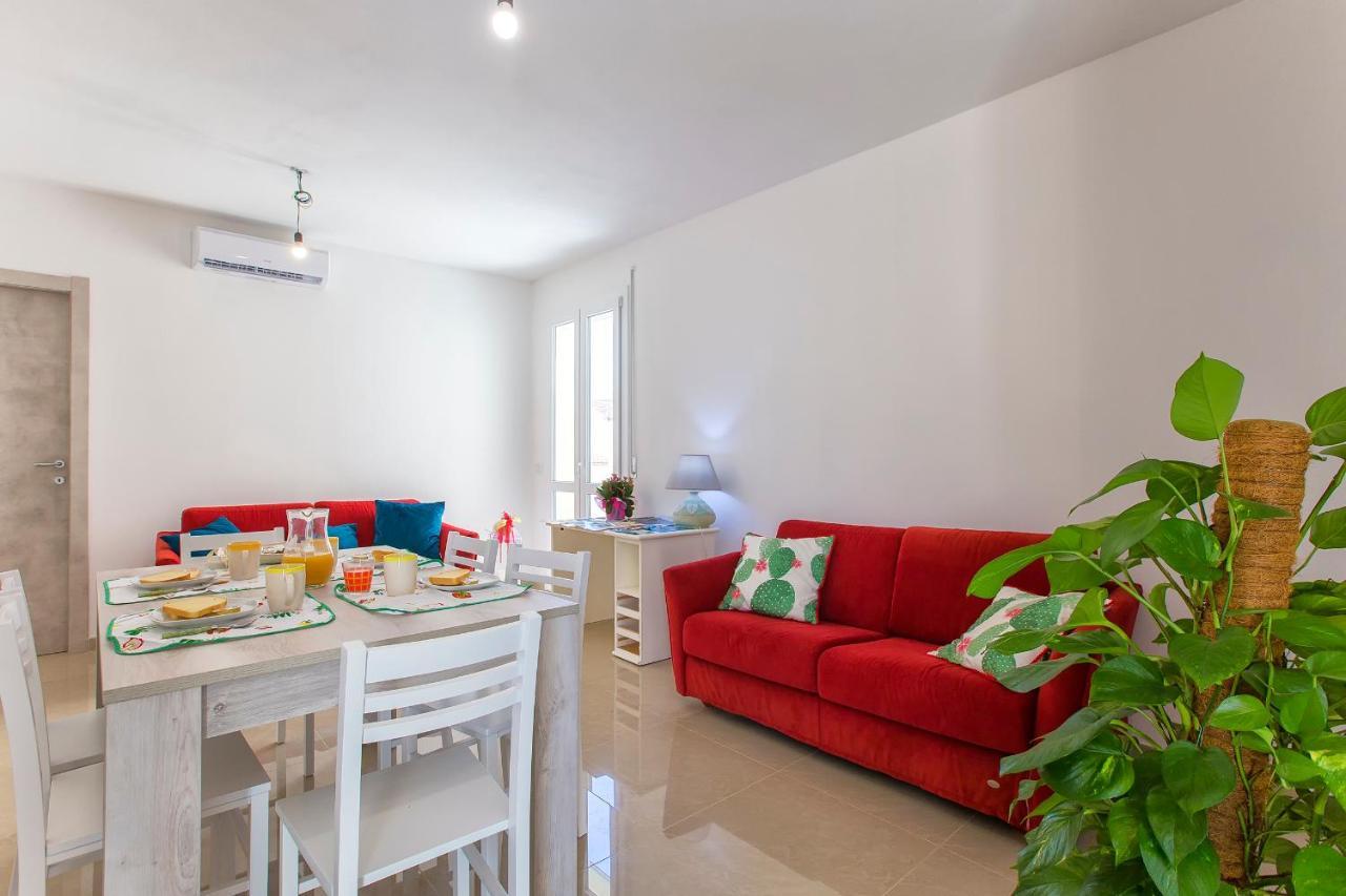 Il Giardino Fiorito Casa Vacanze อาลเกโร ภายนอก รูปภาพ