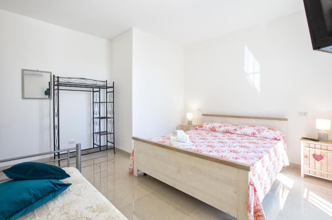 Il Giardino Fiorito Casa Vacanze อาลเกโร ภายนอก รูปภาพ