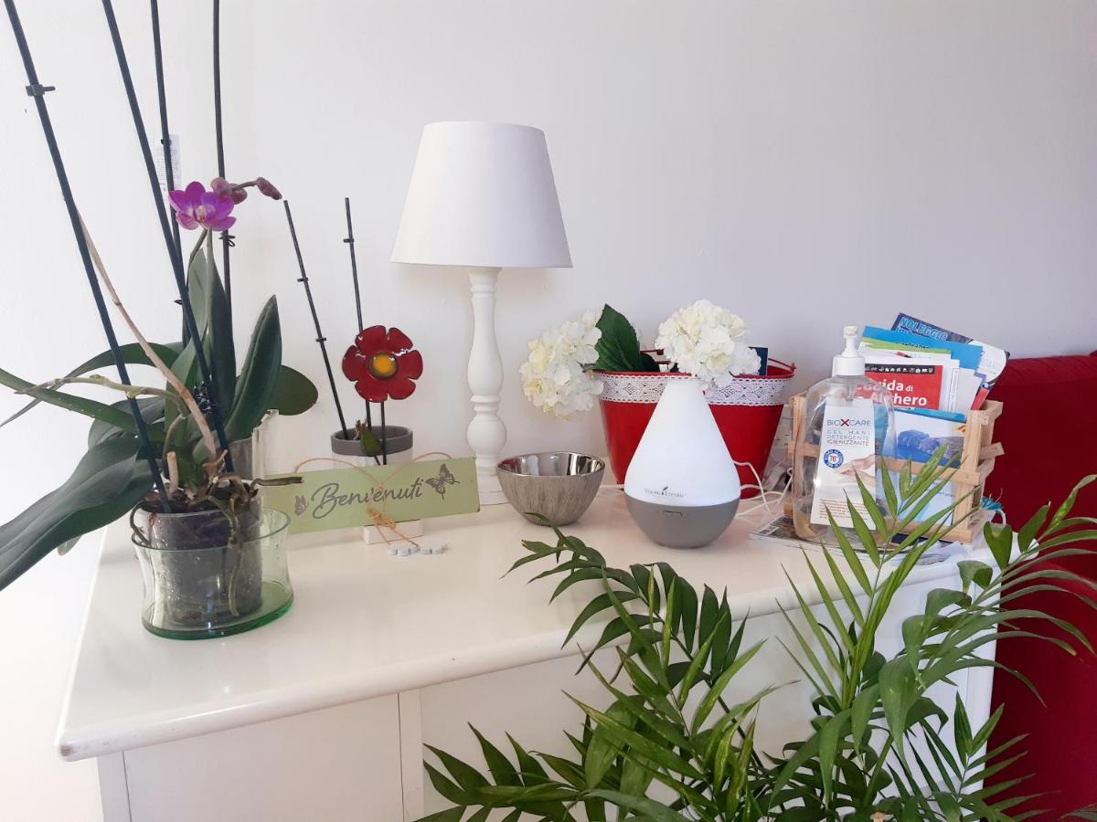 Il Giardino Fiorito Casa Vacanze อาลเกโร ภายนอก รูปภาพ