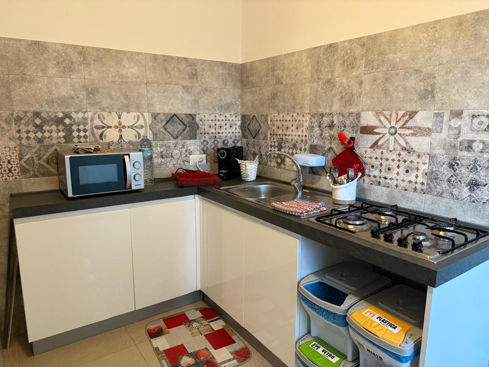 Il Giardino Fiorito Casa Vacanze อาลเกโร ภายนอก รูปภาพ